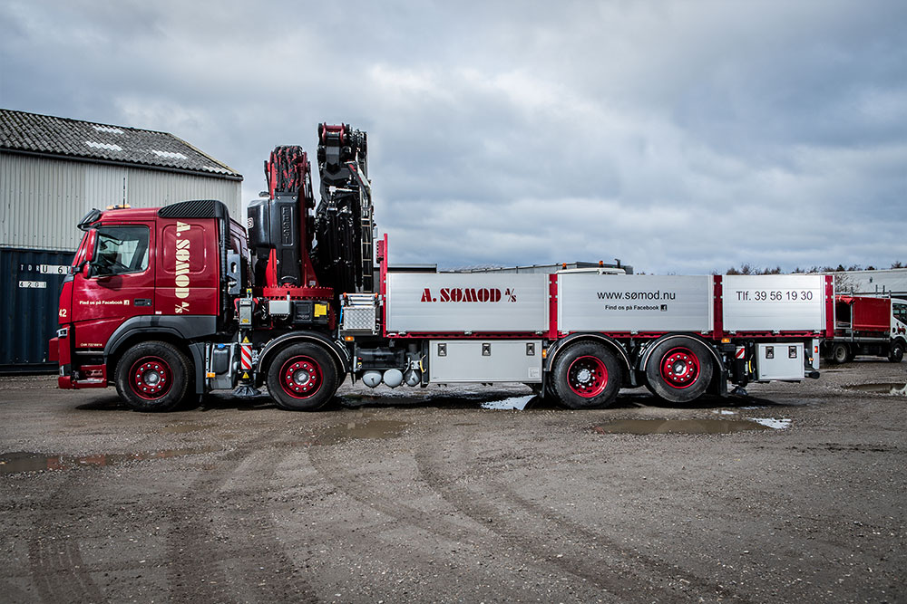 VG42 Volvo kranbil med Fassi 990